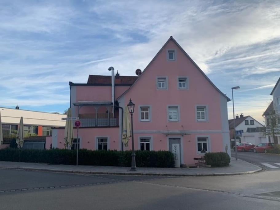 Gemuetliche Kleine Wohnung Wendelstein Eksteriør bilde